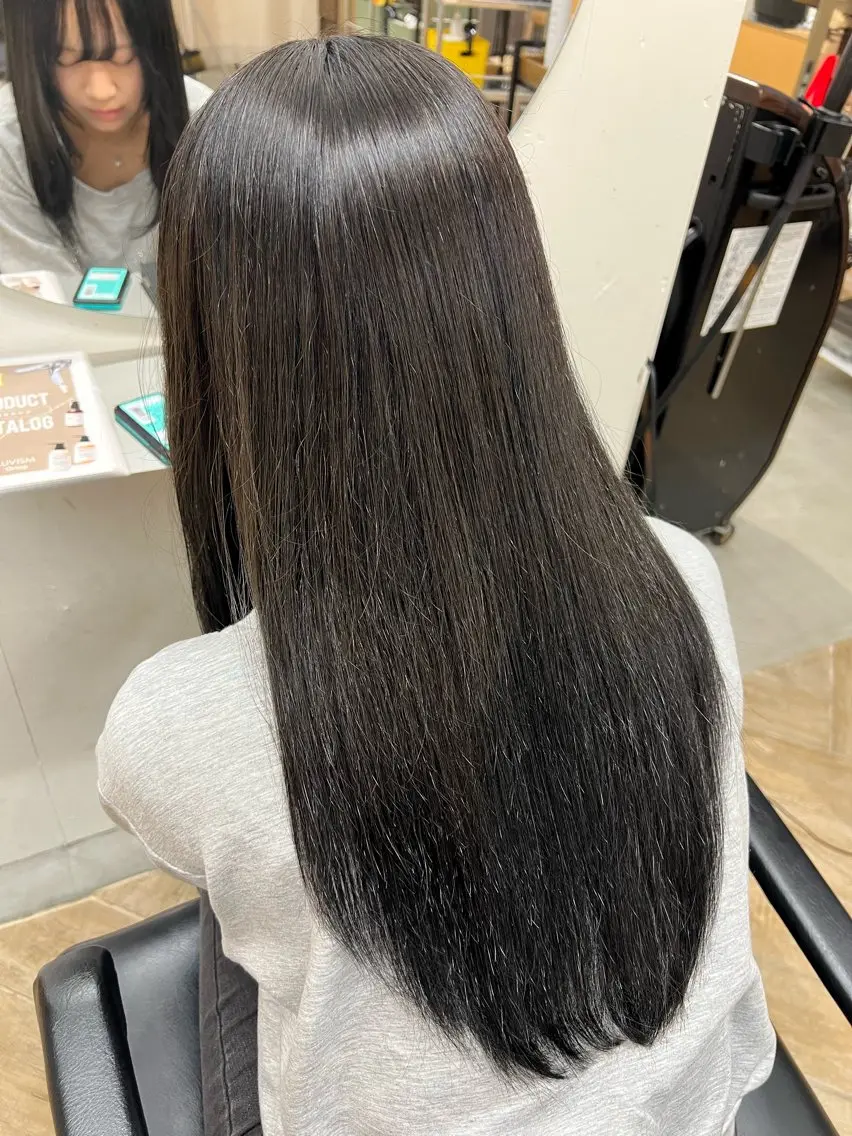 ロング カラー カット ヘアカラー トリートメント ベージュ/髪質改善 新潟/万代/井上佑のヘアスタイル