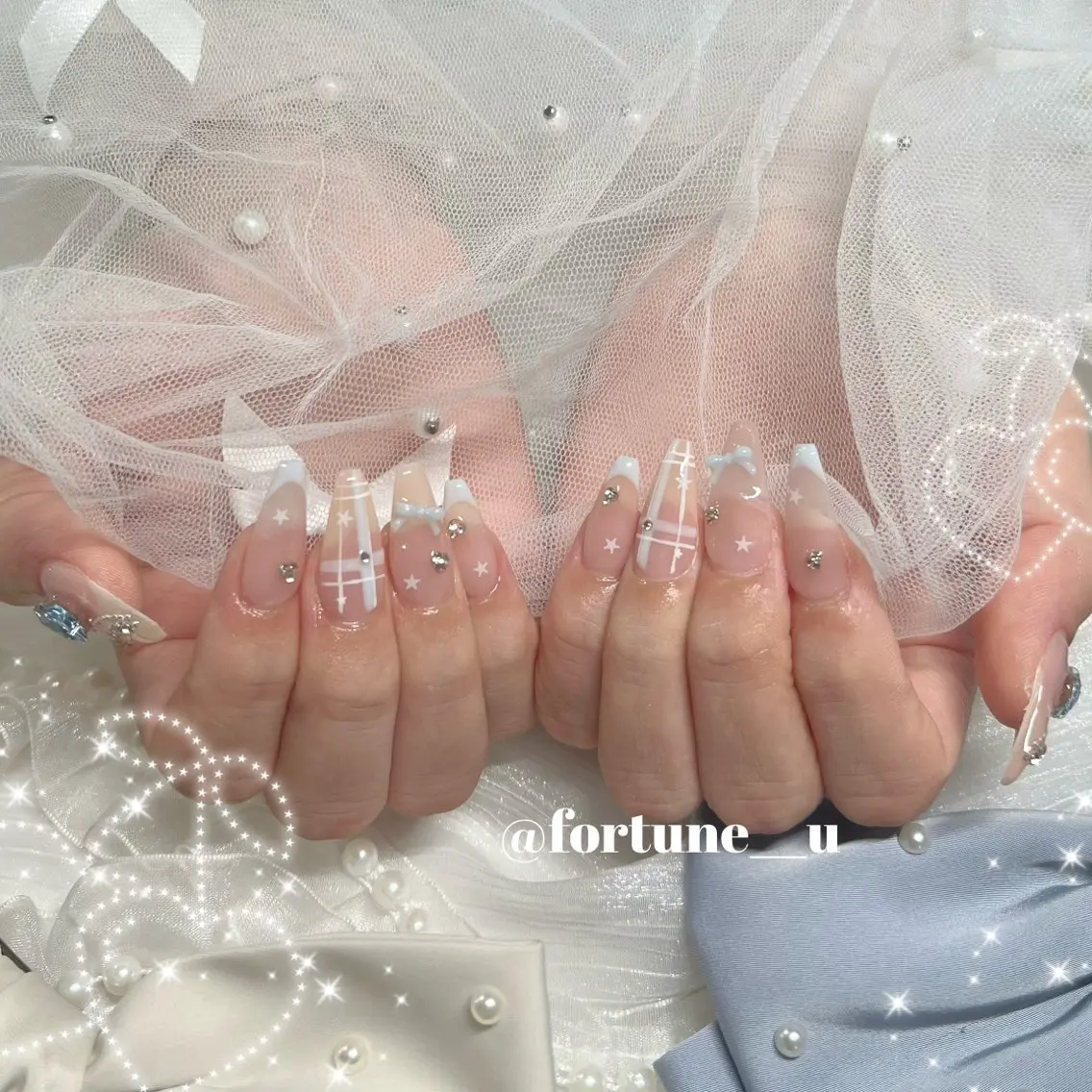 ネイル ガーリー 韓国ネイル 持ち込み ワンホンネイル ハンドネイル 💜✩.* Yuuna💜のネイルデザイン