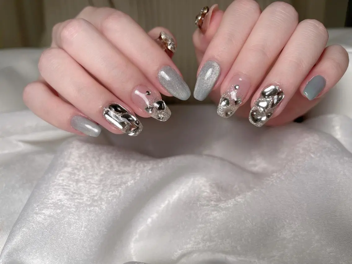 ネイル luna nail ＆eyelashのネイルデザイン