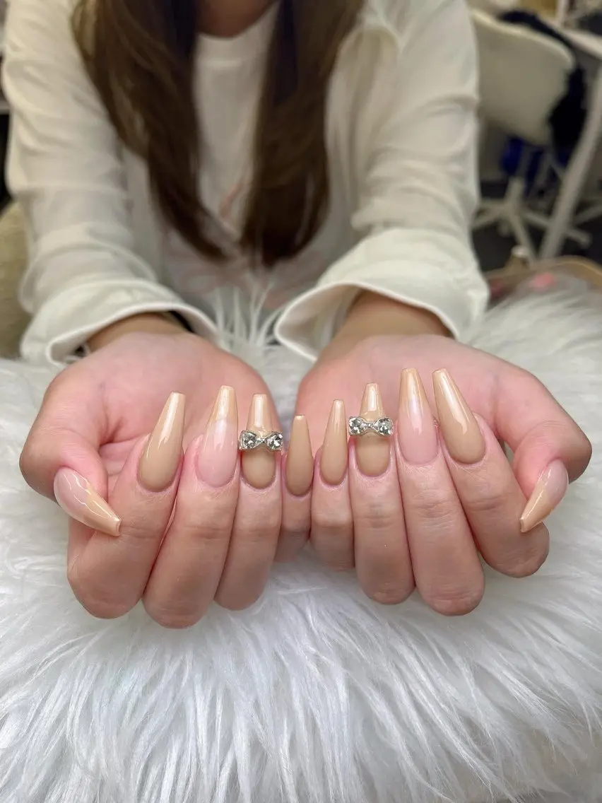 ネイル フレンチネイル ジェルネイル ガーリー 韓国ネイル ロングネイル ハンドネイル NieNail Nezukoのネイルデザイン
