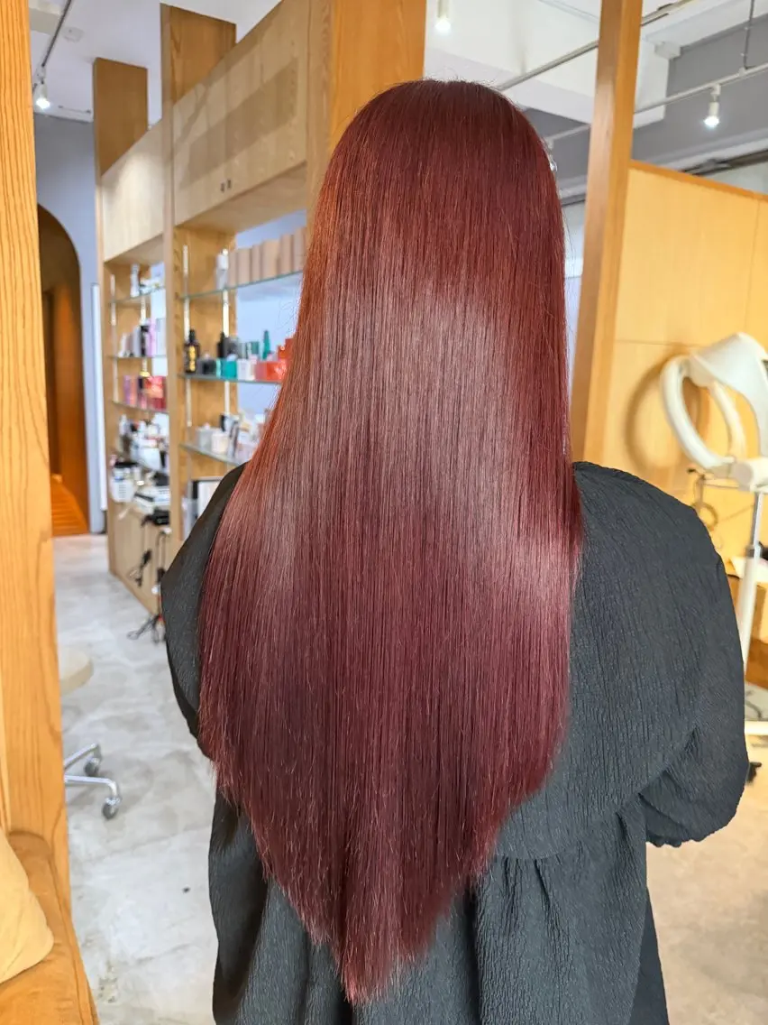 ミディアム ヘアカラー トリートメント miloc MOMOKAのヘアスタイル