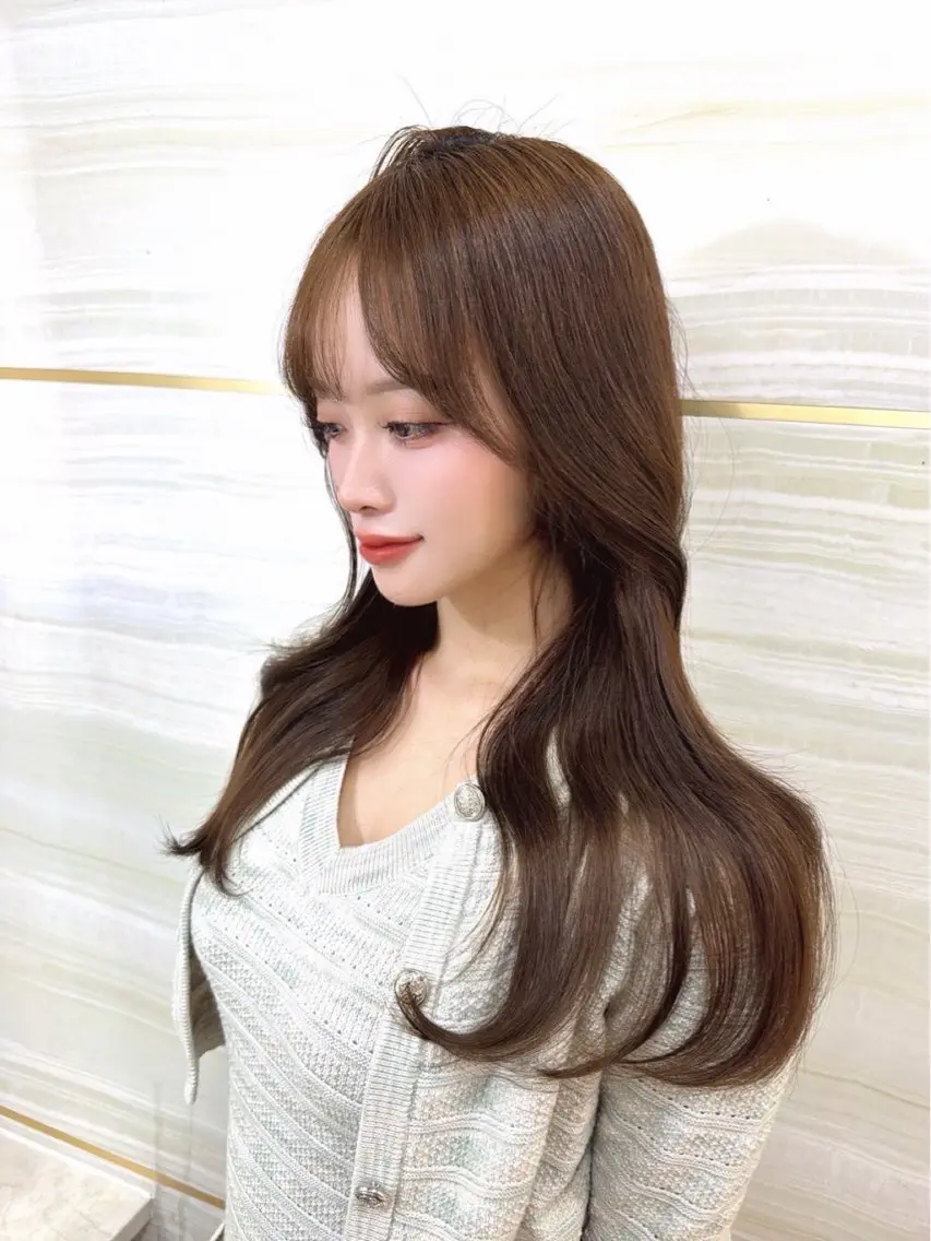 セミロング カラー ベージュカラー ブラウンカラー ブラウンベージュ 顔周りカット カット ヘアカラー あみ/暗髪オリ ーブ特化🍃髪質改善のヘアスタイル
