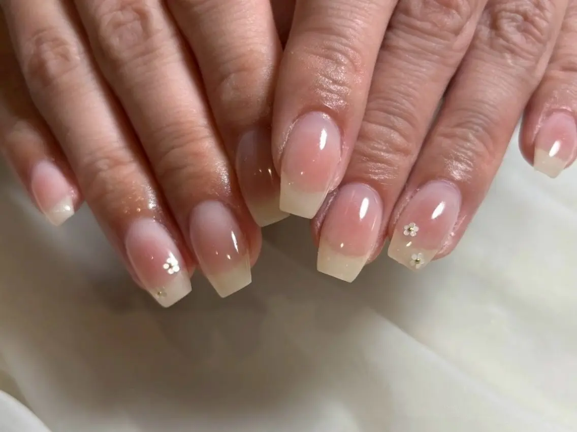 ネイル Nail Salon Luanaのネイルデザイン