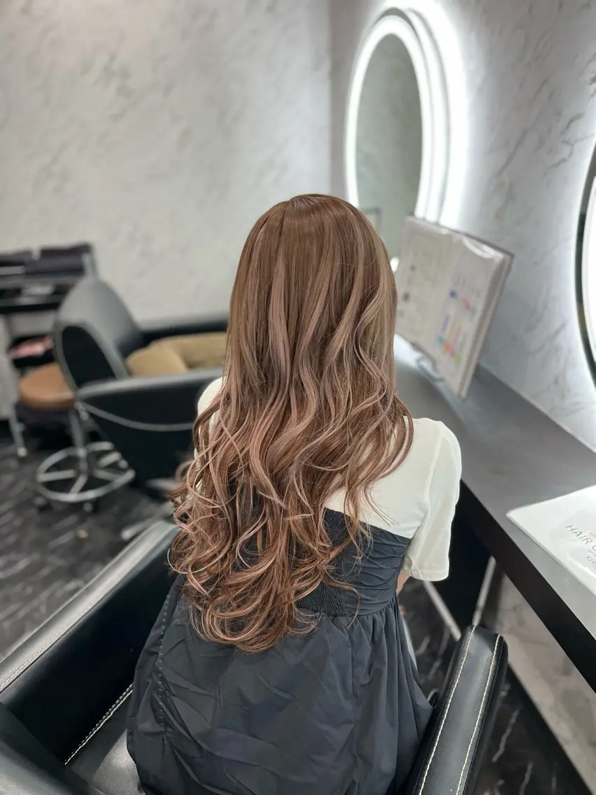ロング カラー エクステ LOHAS 優来（ユラ）のヘアスタイル