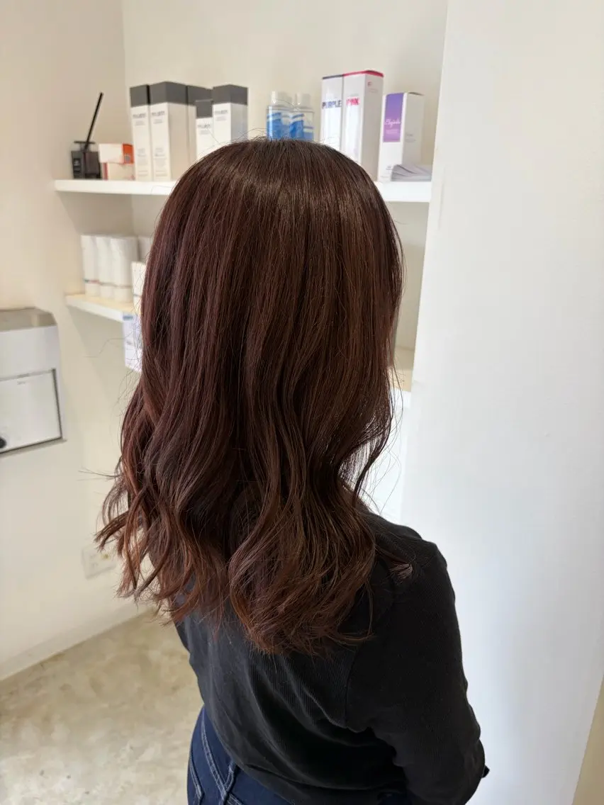 ミディアム 中田 百笑のヘアスタイル