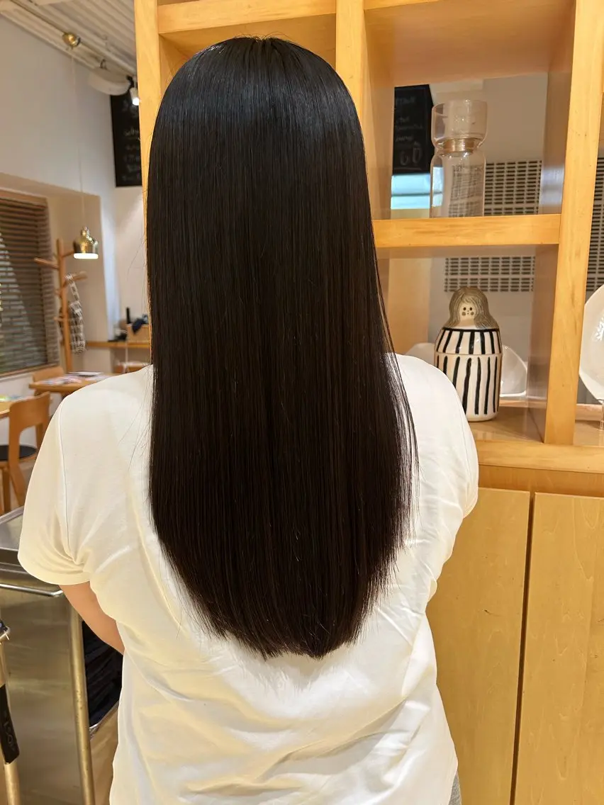 ロング パーマ 縮毛矯正 大窪 菜月のヘアスタイル