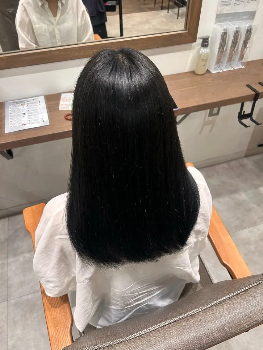 ミディアム カラー 名駅🎀*॰ॱ透明感 カラー かほのヘアスタイル