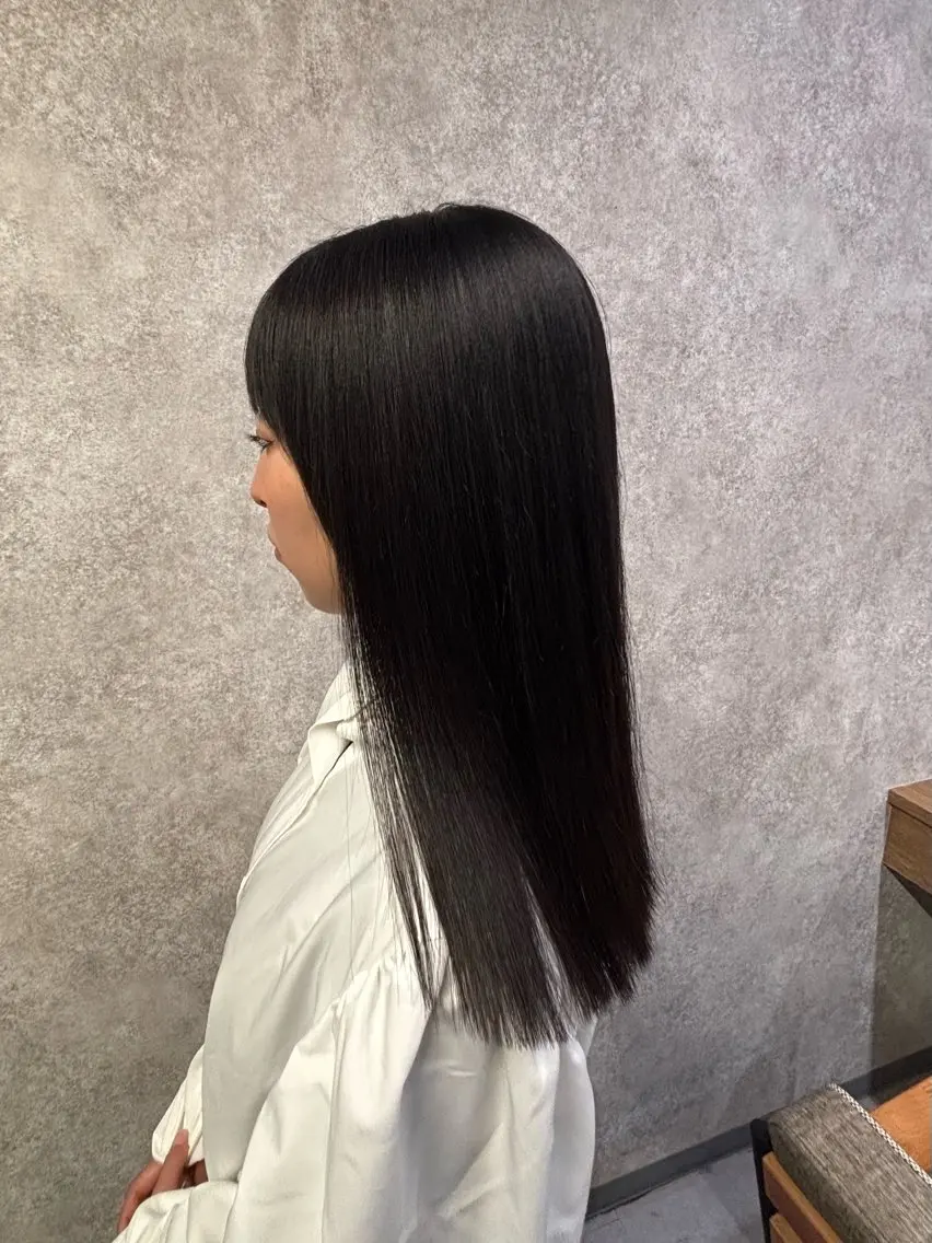 セミロング ボブ.艶髪 髪質改善.縮毛矯正のヘアスタイル