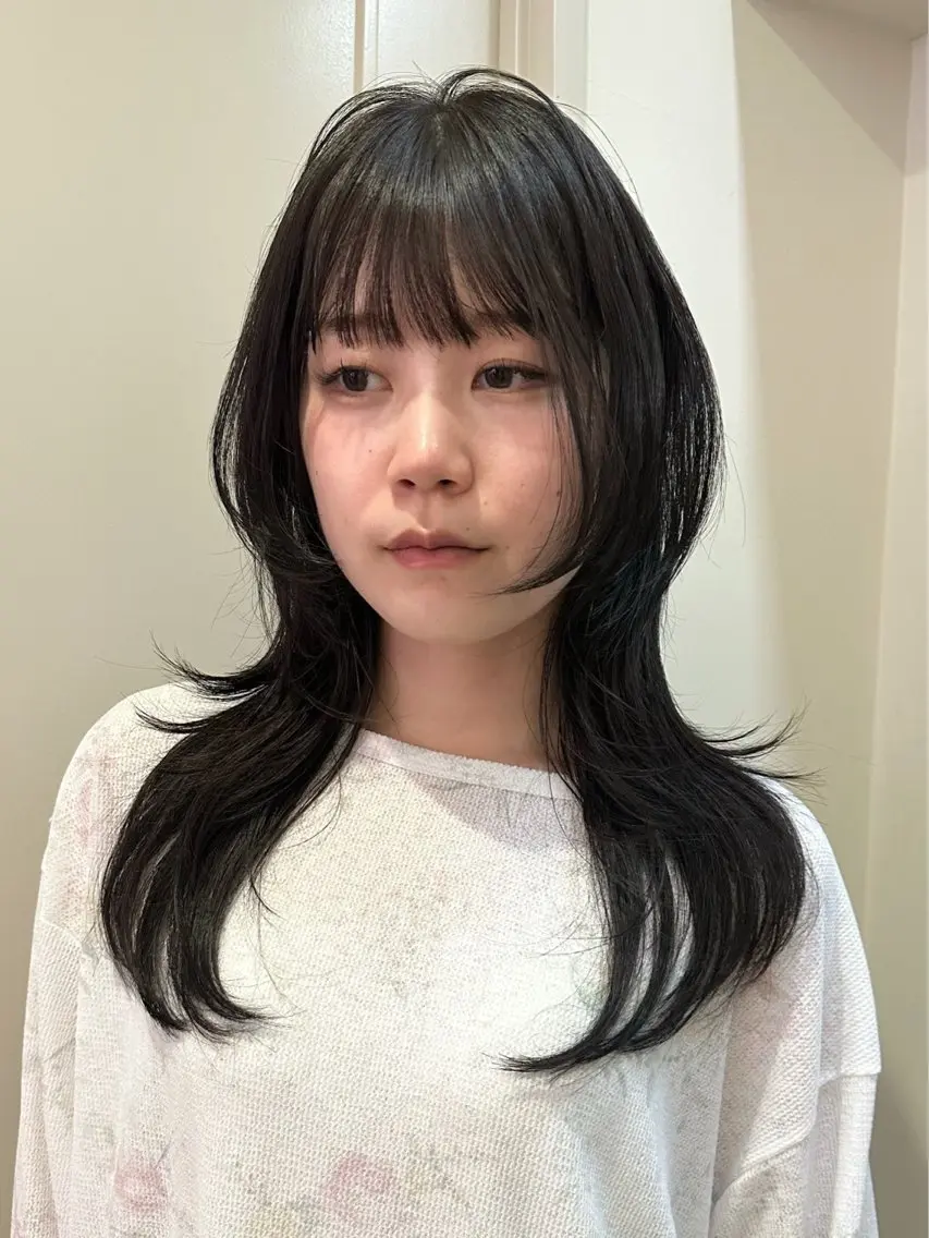 セミロング くびれヘア ハッシュカット ヘアカラー トリートメント レイヤー/ミント / tomoe🤍のヘアスタイル