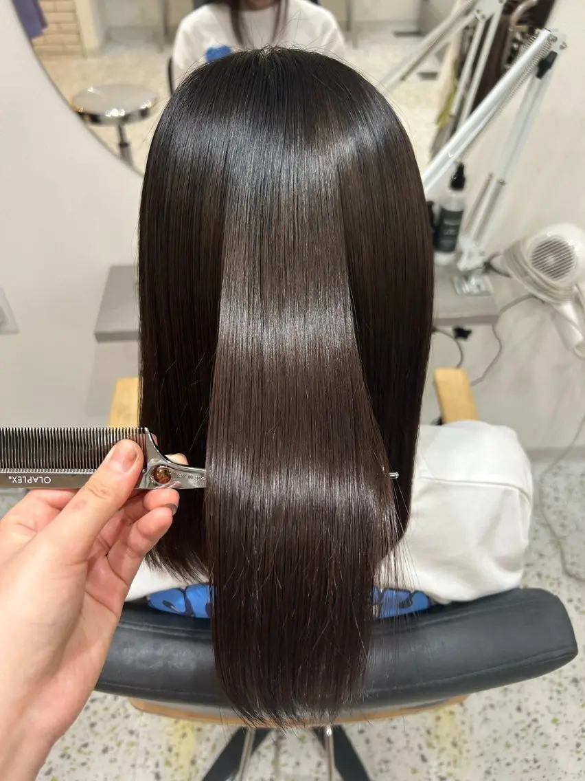 ミディアム 透明感カラー 莉々子のヘアスタイル