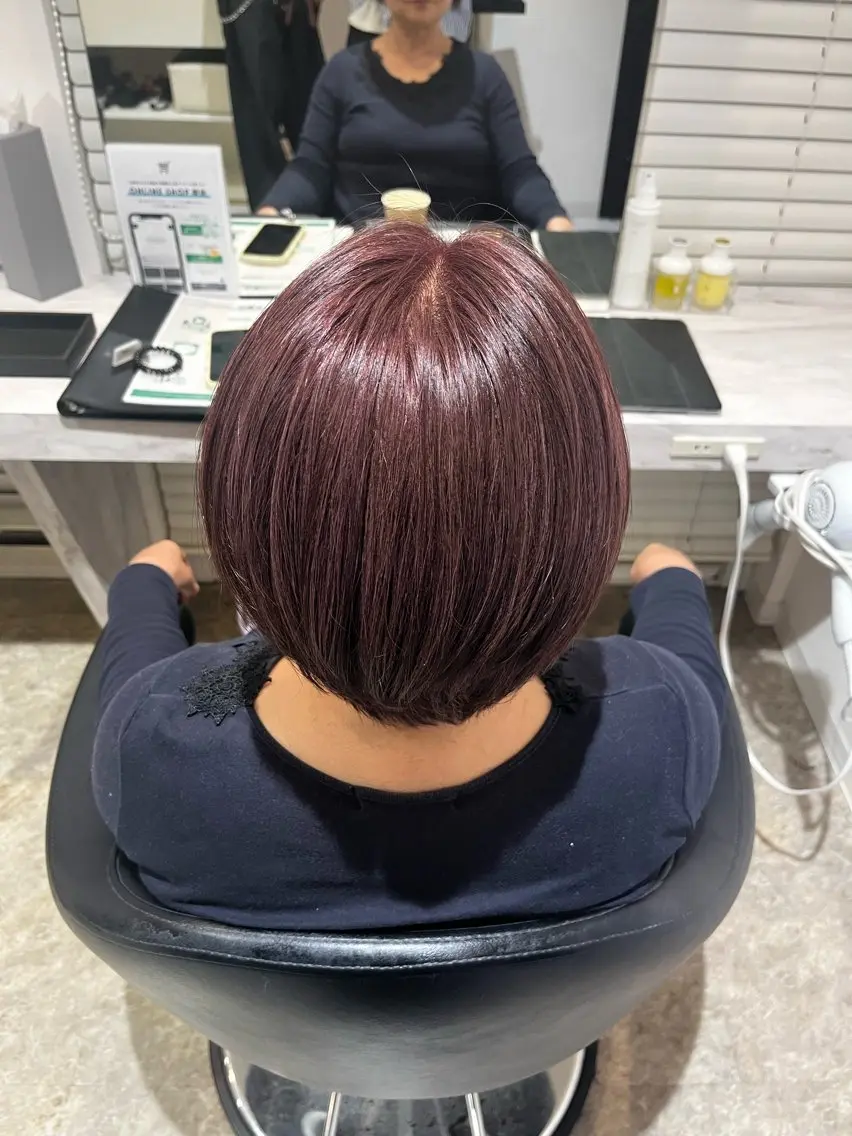 ショート カラー ヘアカラー 山内 心春のヘアスタイル