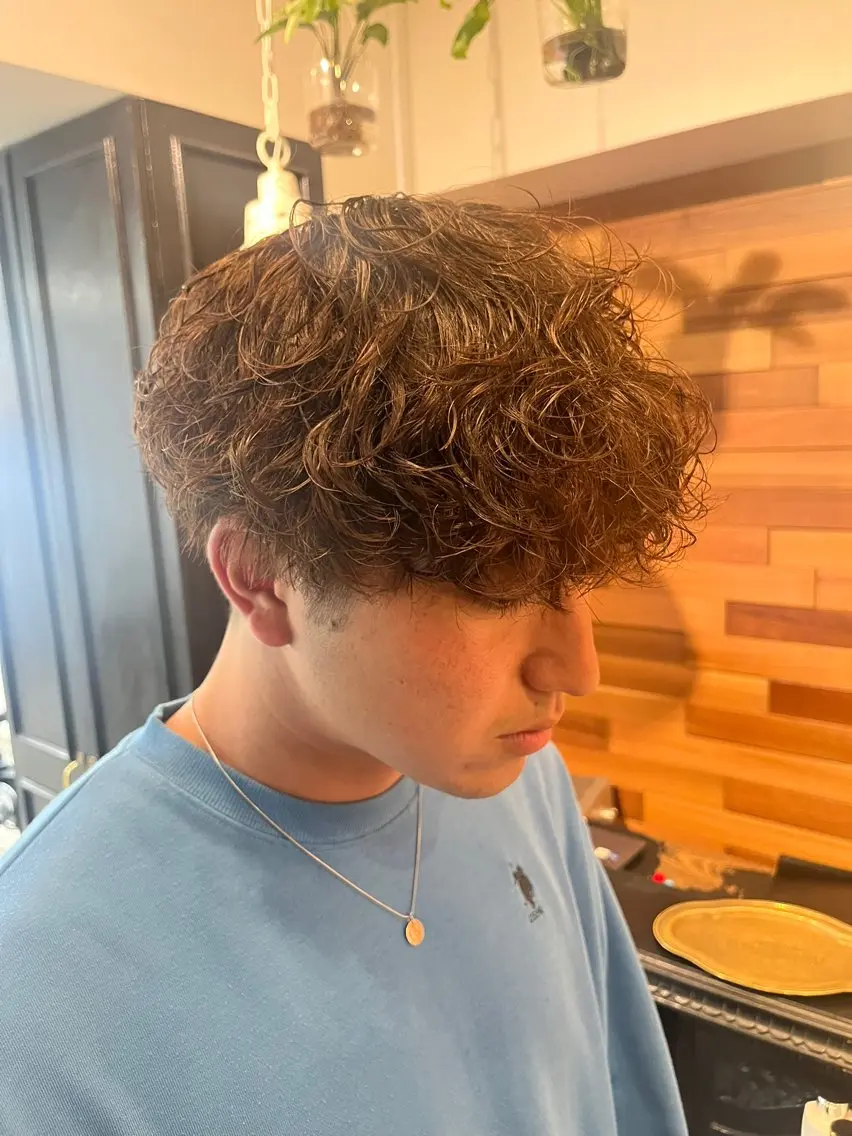 パーマ カット パーマ YUJIN 似合わせメンズカットのヘアスタイル