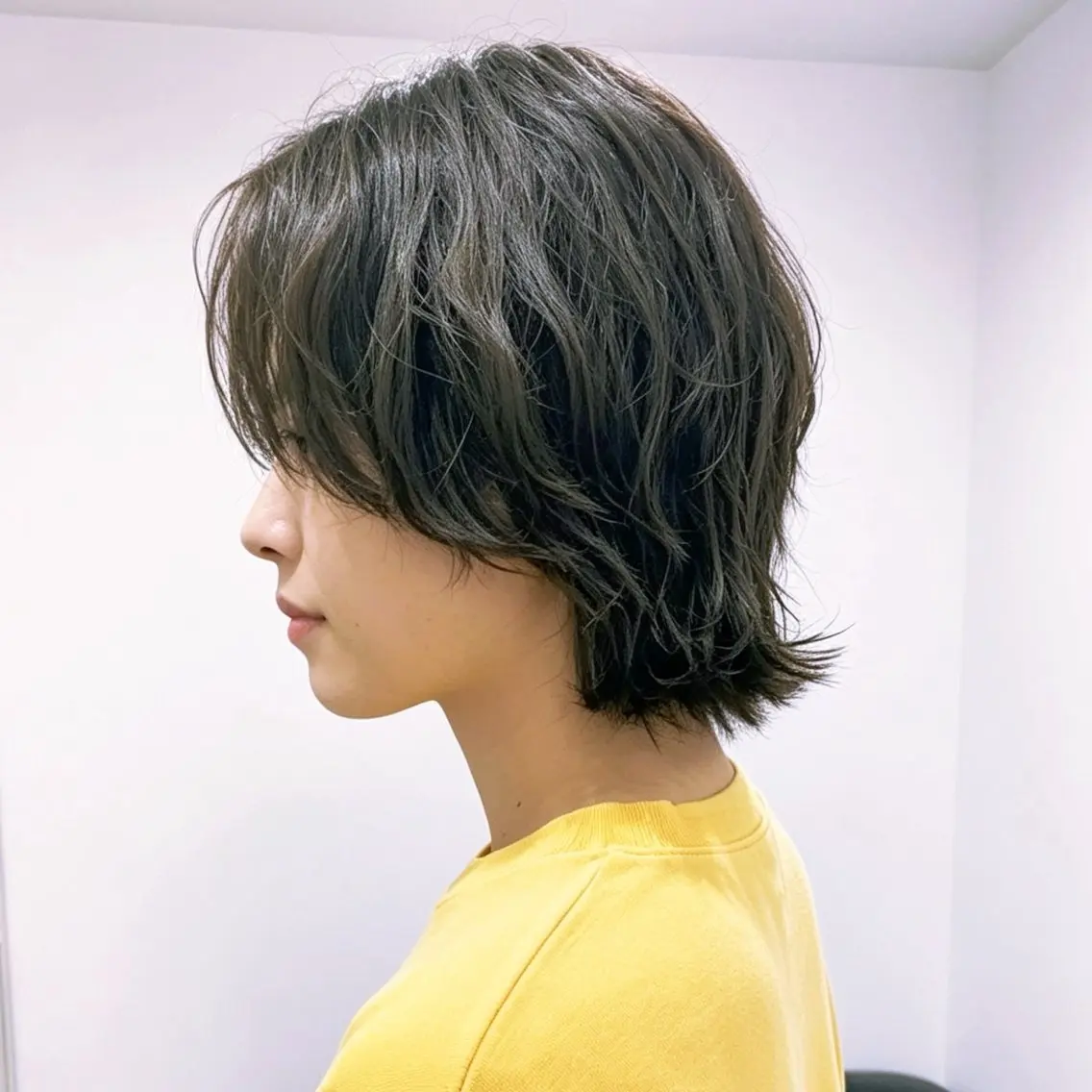 ショート 友田 千栄のヘアスタイル