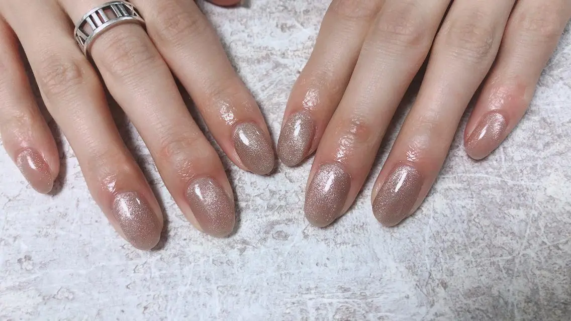 ネイル キラキラネイル マグネットネイル ハンドネイル mogunail &blowのネイルデザイン