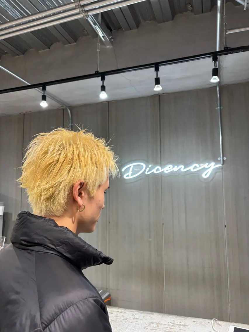 カラー ブリーチ 松尾 大聖のヘアスタイル