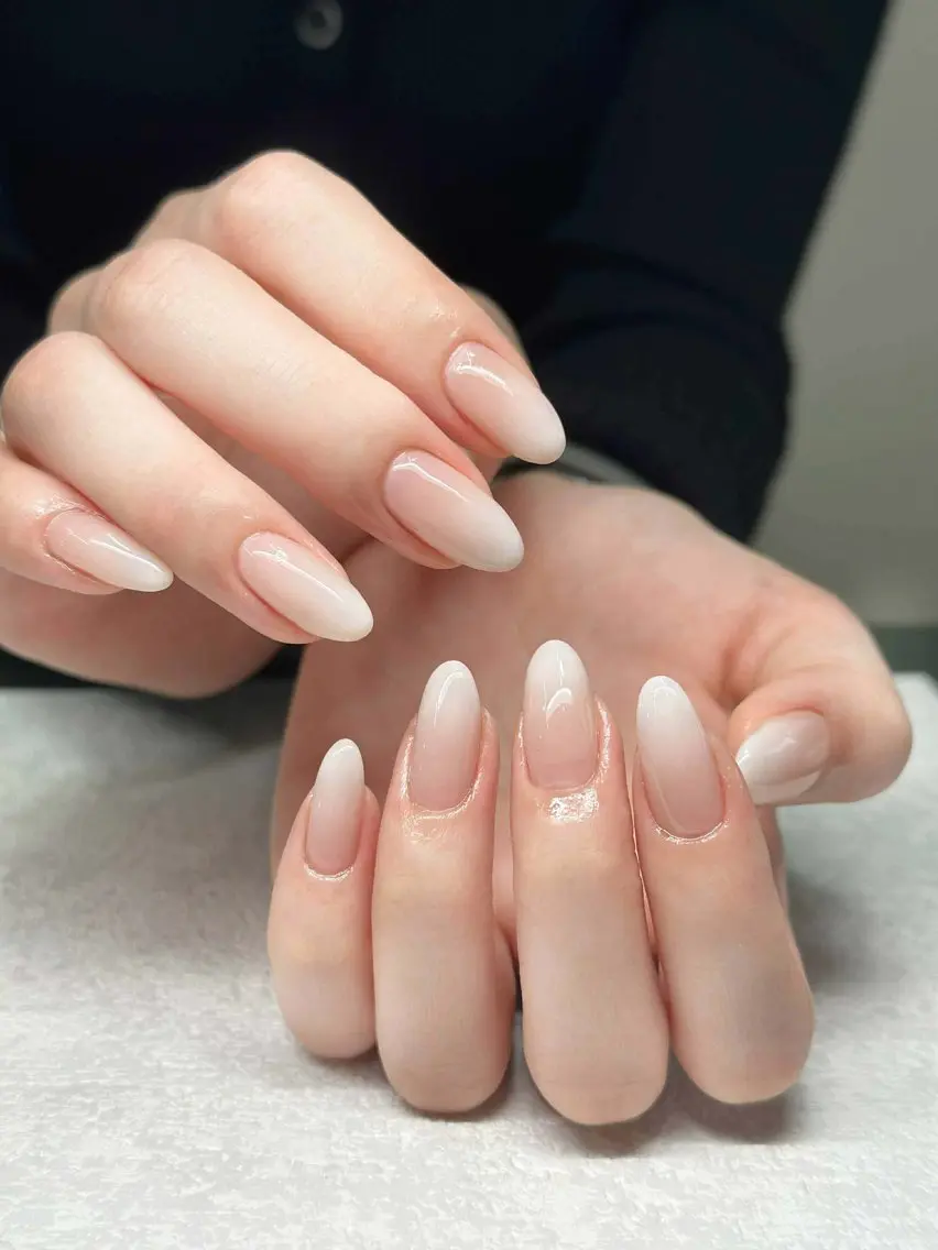 ネイル チークネイル フレンチネイル 韓国ネイル マグネットネイル ミラーネイル ハンドネイル GIN NAILのネイルデザイン