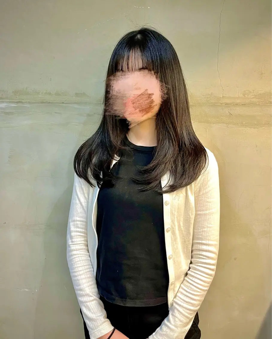 ロング レイヤーカット 中尾咲音垢抜けカット お任せくださいのヘアスタイル