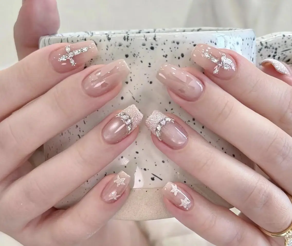 マツエク・マツパ ハンドネイル she’s nailのネイルデザイン