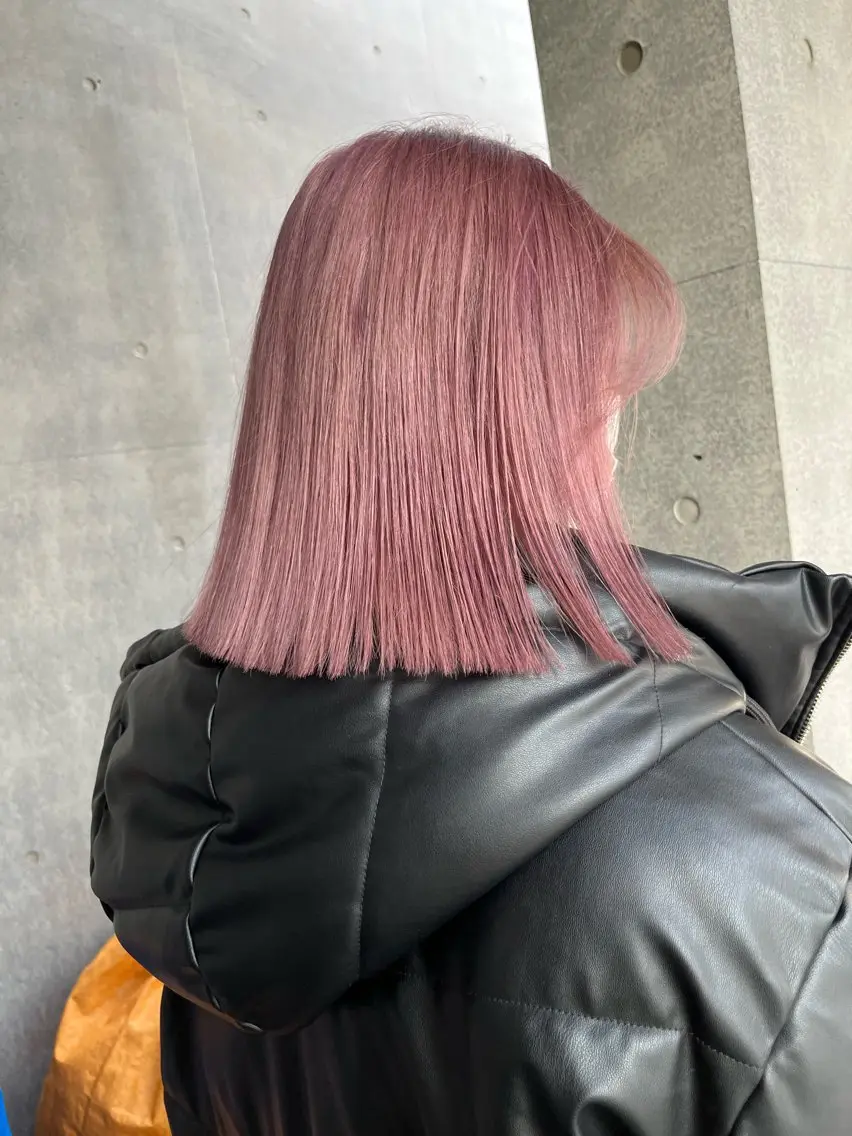 ミディアム カット ヘアカラー ︎🤎W color MIYU🤎のヘアスタイル