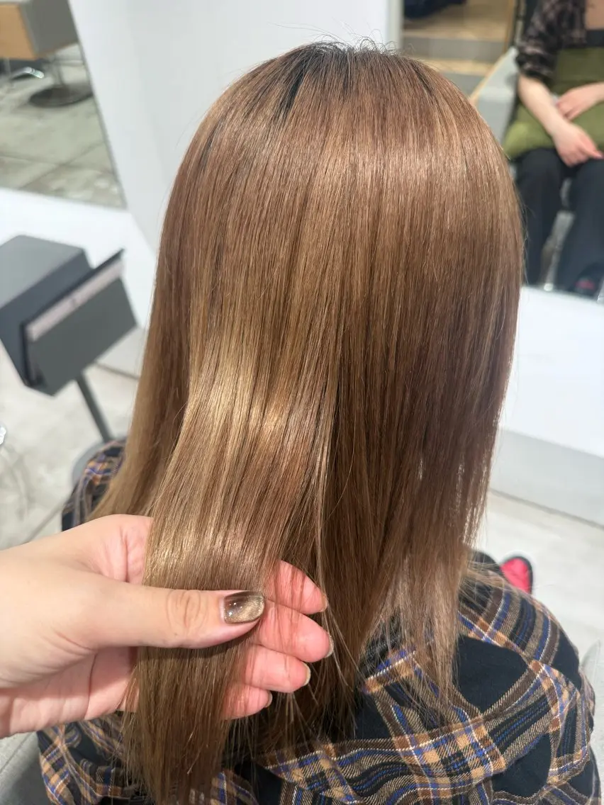 セミロング トリートメント カラーモデル募集中 ️🩵小林沙瑛のヘアスタイル