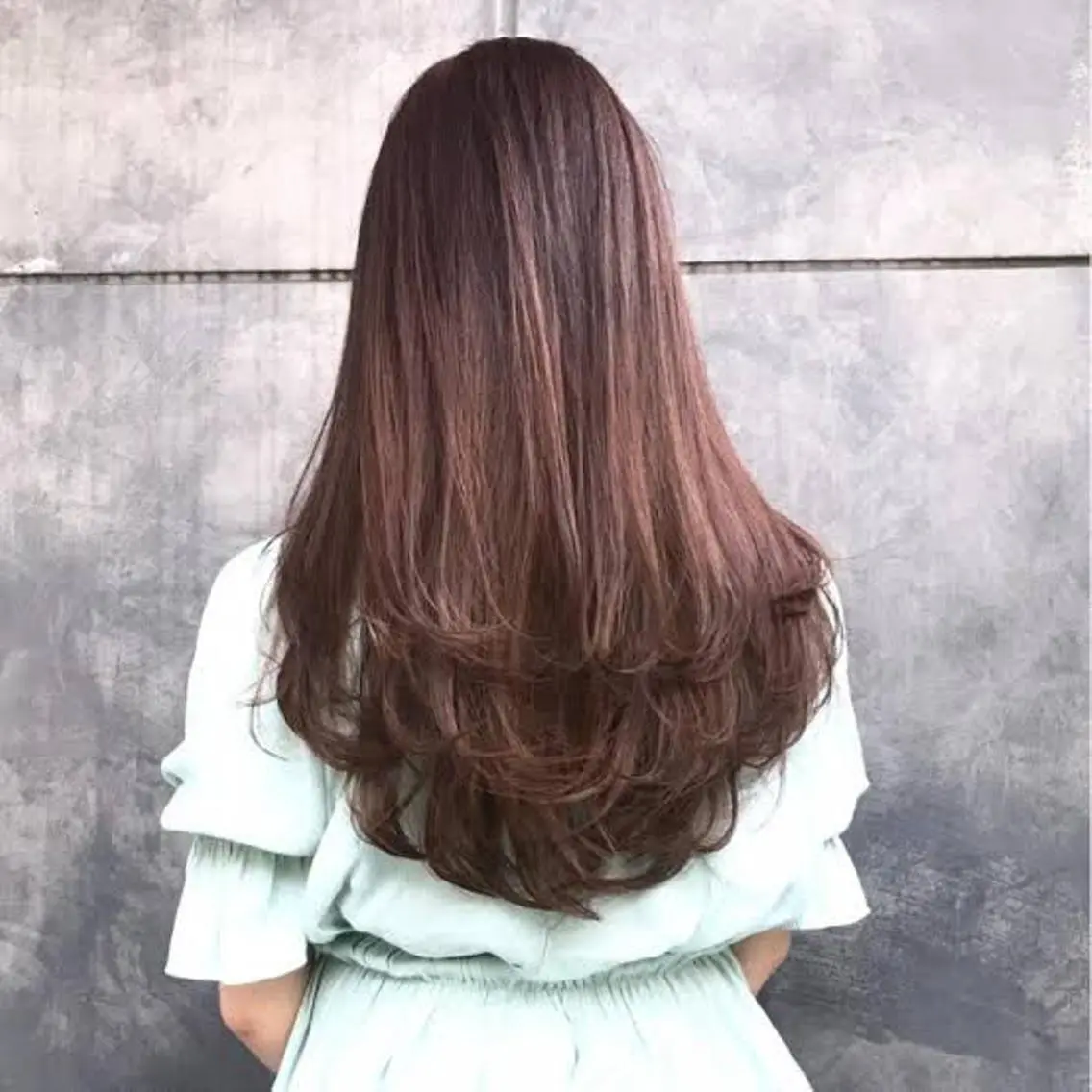セミロング レイヤーカット 期間限定無料カット まつきのヘアスタイル