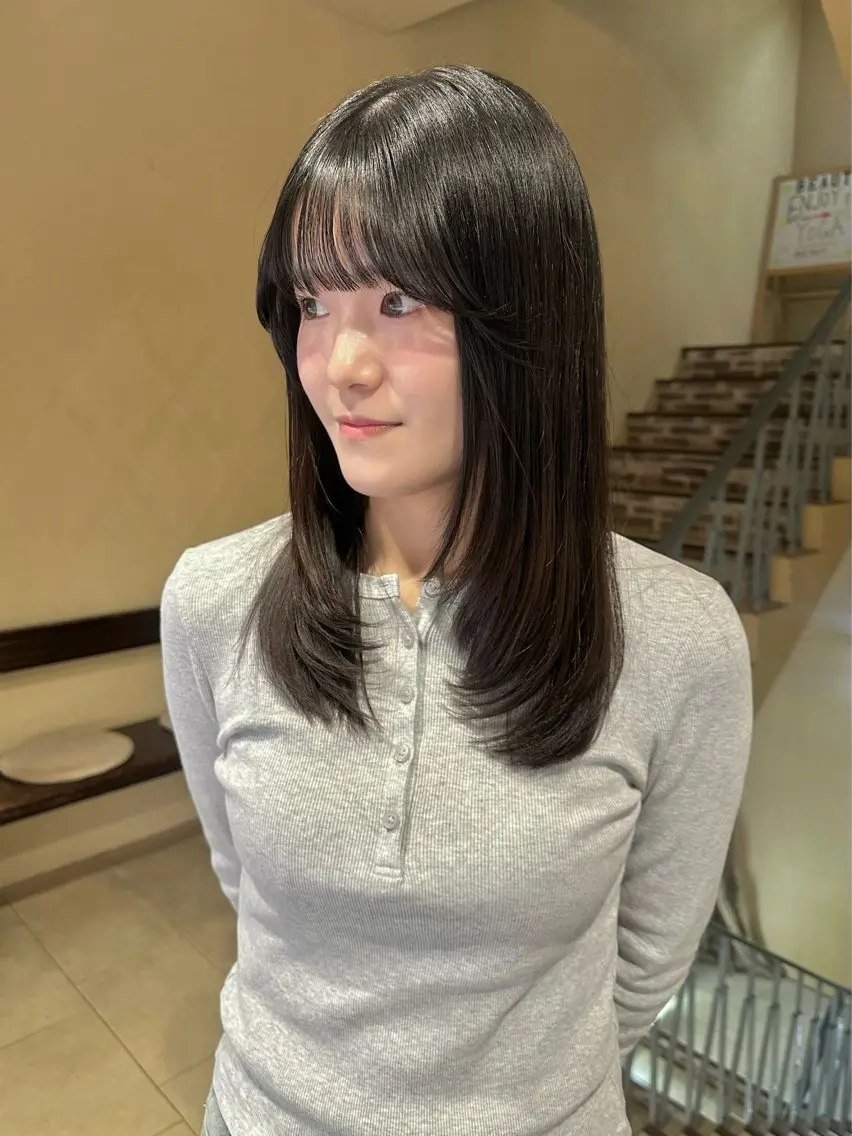 セミロング カラー レイヤーカット カット ヘアカラー トリートメント 四日市/レイヤー /似合わせカットのヘアスタイル