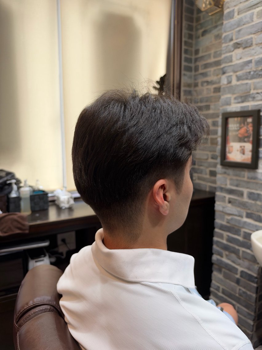 ミディアム 網代 日美樹のヘアスタイル