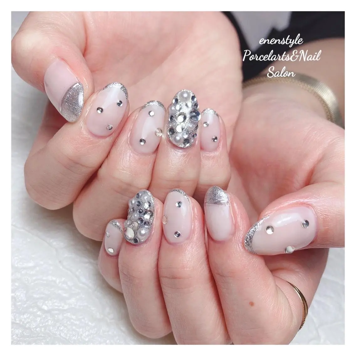 ミディアム ネイル 🐾enen style 🐾のネイルデザイン