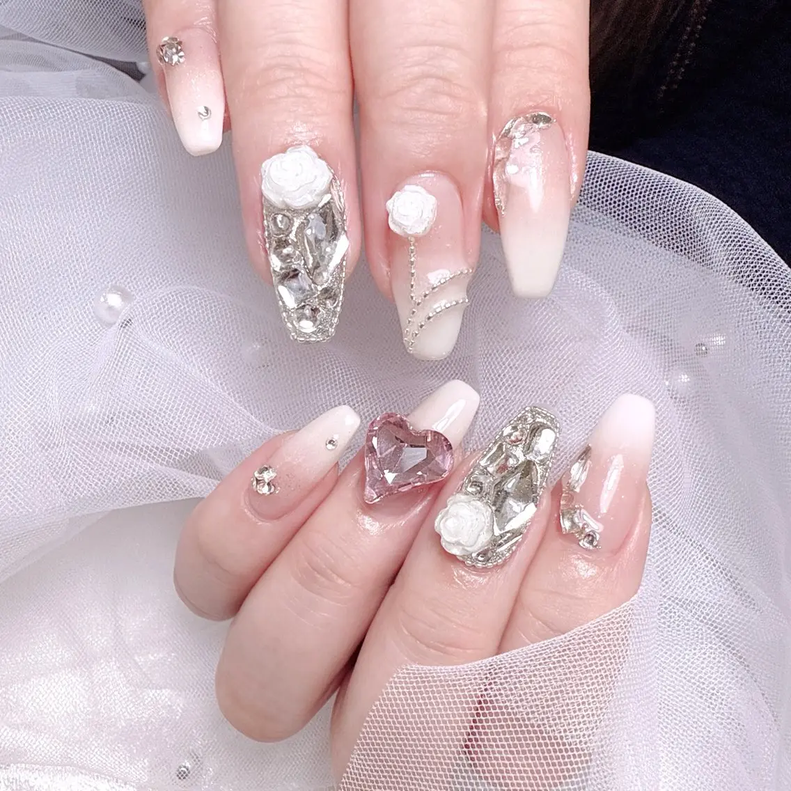 ネイル ハンドネイル ネイルサロン Cherie muのネイルデザイン