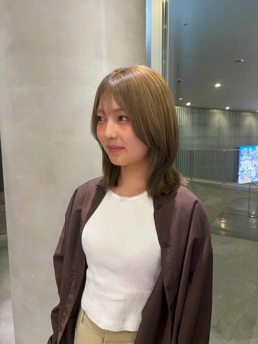セミロング カラー カット ヘアカラー カット／ブリーチ🐏 モデル募集中 ナナホのヘアスタイル