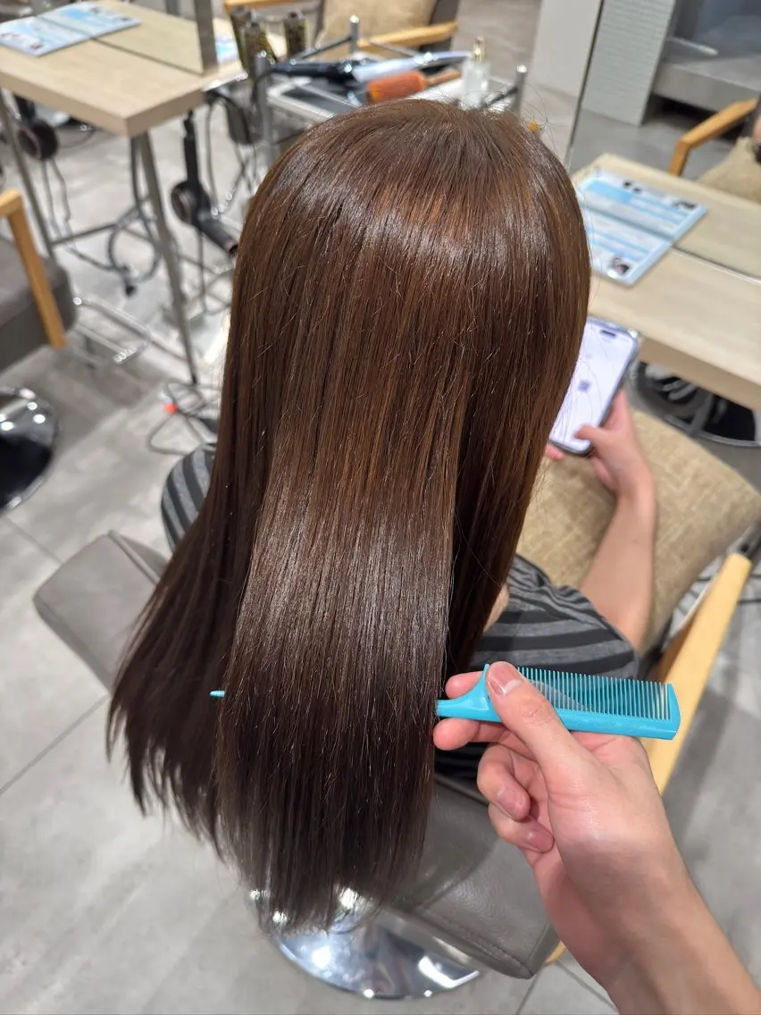 ロング ヘアカラー トリートメント Unami ／RIKUのヘアスタイル