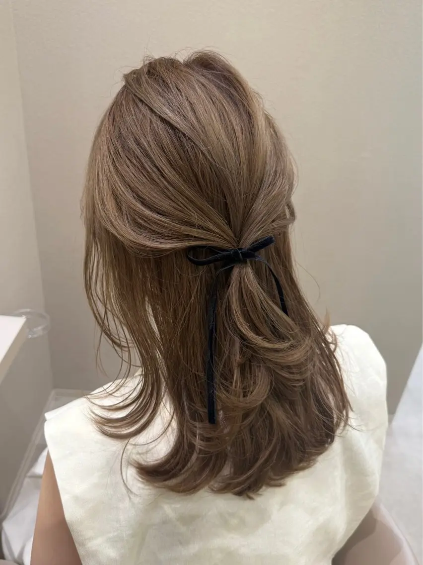 カラー ヘアカラー ハイトーン／暖色 👩🏼HONOKAのヘアスタイル