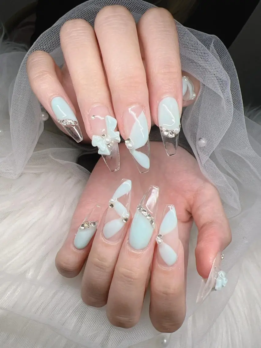 ネイル 成人式 長さ出し キラキラネイル マグネットネイル ネイルチップ ハンドネイル Lee Nailsのネイルデザイン