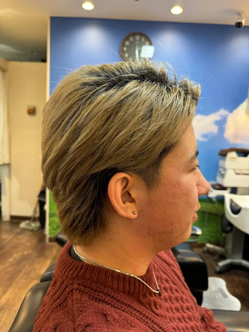 ミディアム 有田 光輝のヘアスタイル