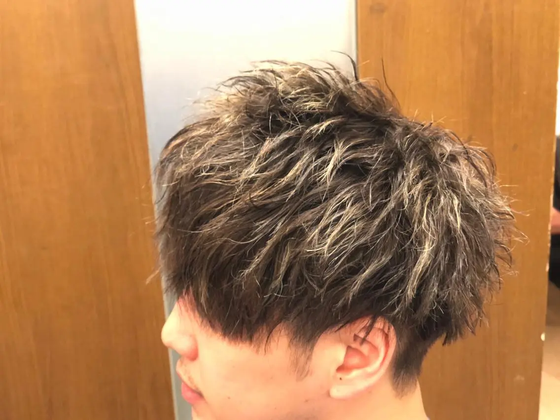 ショート ツイストパーマ カット パーマ 齋藤 壱成のヘアスタイル