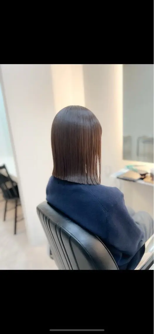 ミディアム 赤堀 愛子のヘアスタイル