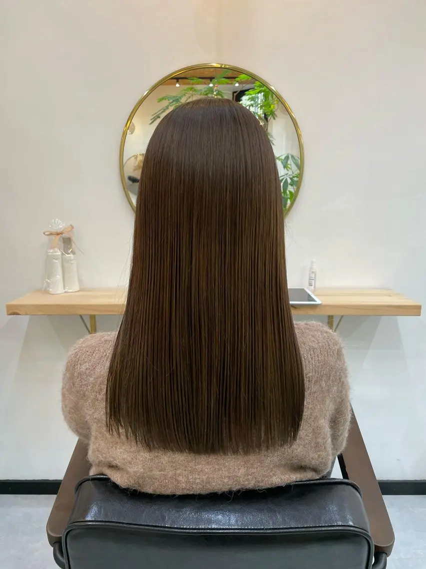 カット　＋　水素トリートメント　＋　イルミナカラー　＋　バイカルテ髪質改善トリートメント　＋　マーブの写真
