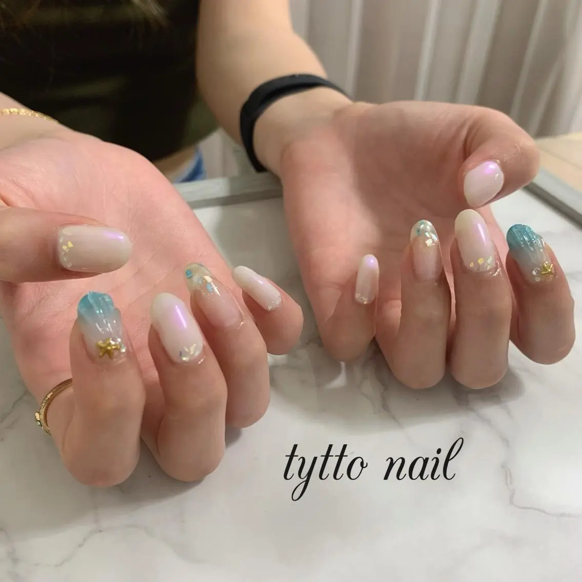 ミディアム ハンドネイル tytto nail ❤︎eriのネイルデザイン