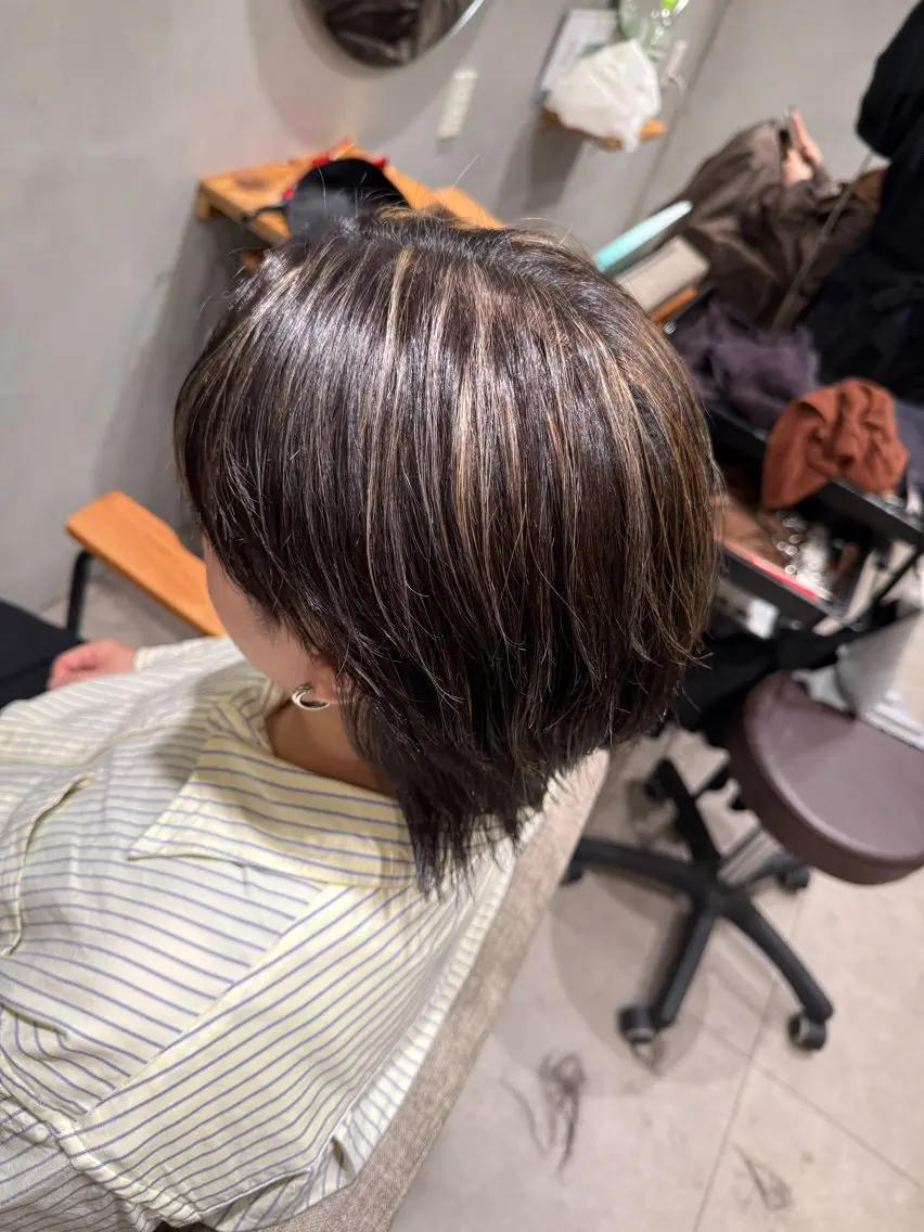 メンズ メンズハイライト カット ヘアカラー 松平 拓巳のヘアスタイル