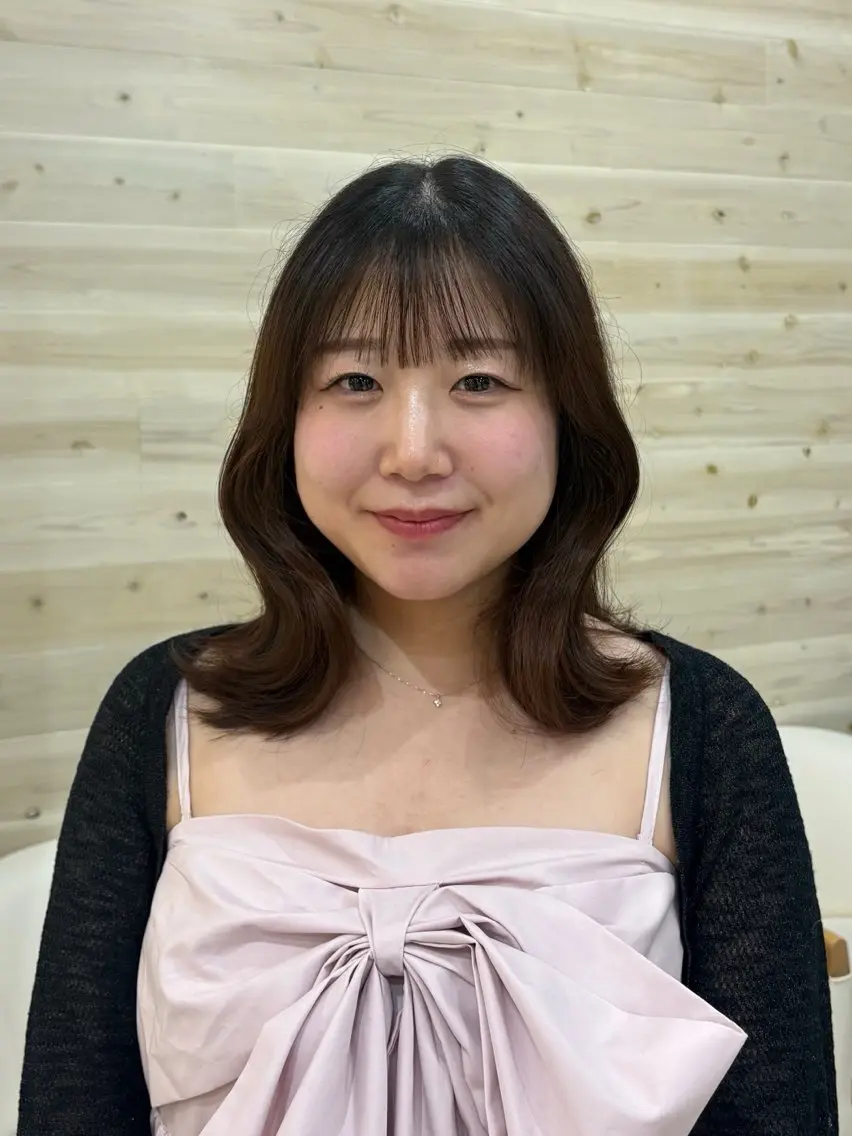 ミディアム 野口 梨紗のヘアスタイル
