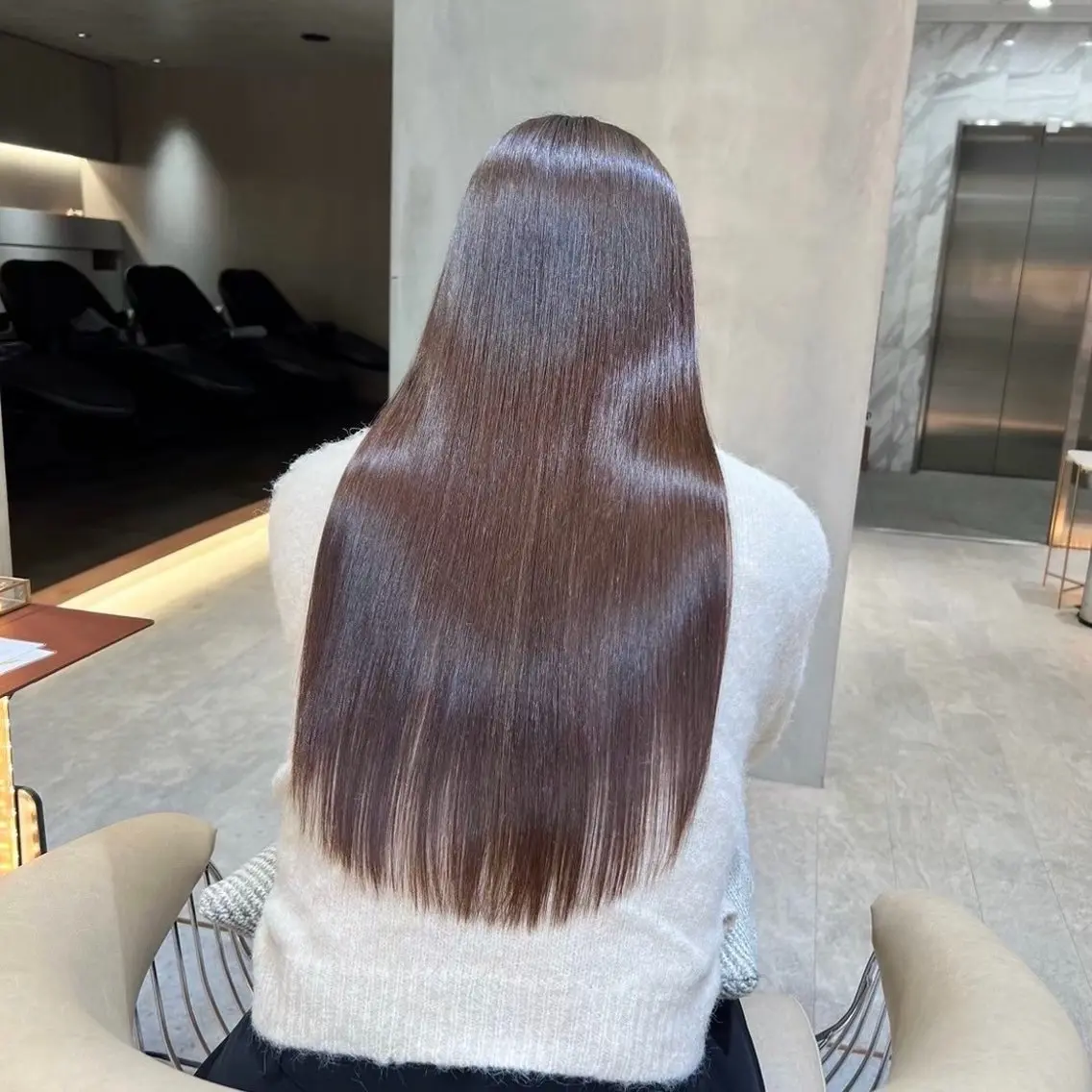 ロング カット 縮毛矯正 トリートメント 🦋高屋敷陸🦋 レイヤー/ハイトーンのヘアスタイル
