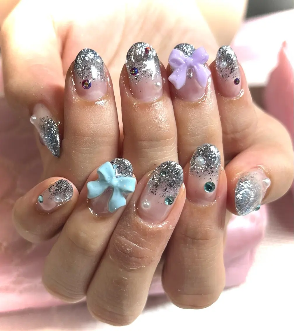ネイル グラデーション ラメ(グリッター) ラメグラデーション mibu⭐︎ 髙橋のネイルデザイン