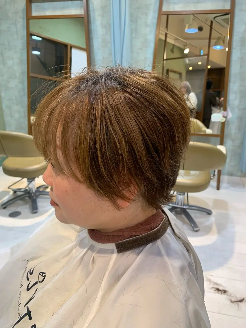 ショート ショートヘア 山瀬 萌香のヘアスタイル
