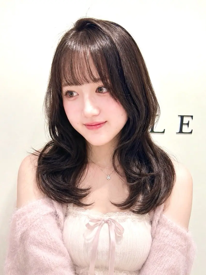 ロング ハッシュカット レイヤーカット カット レイヤー｜ハッシュ｜ ヘアセット｜山田寛菜のヘアスタイル