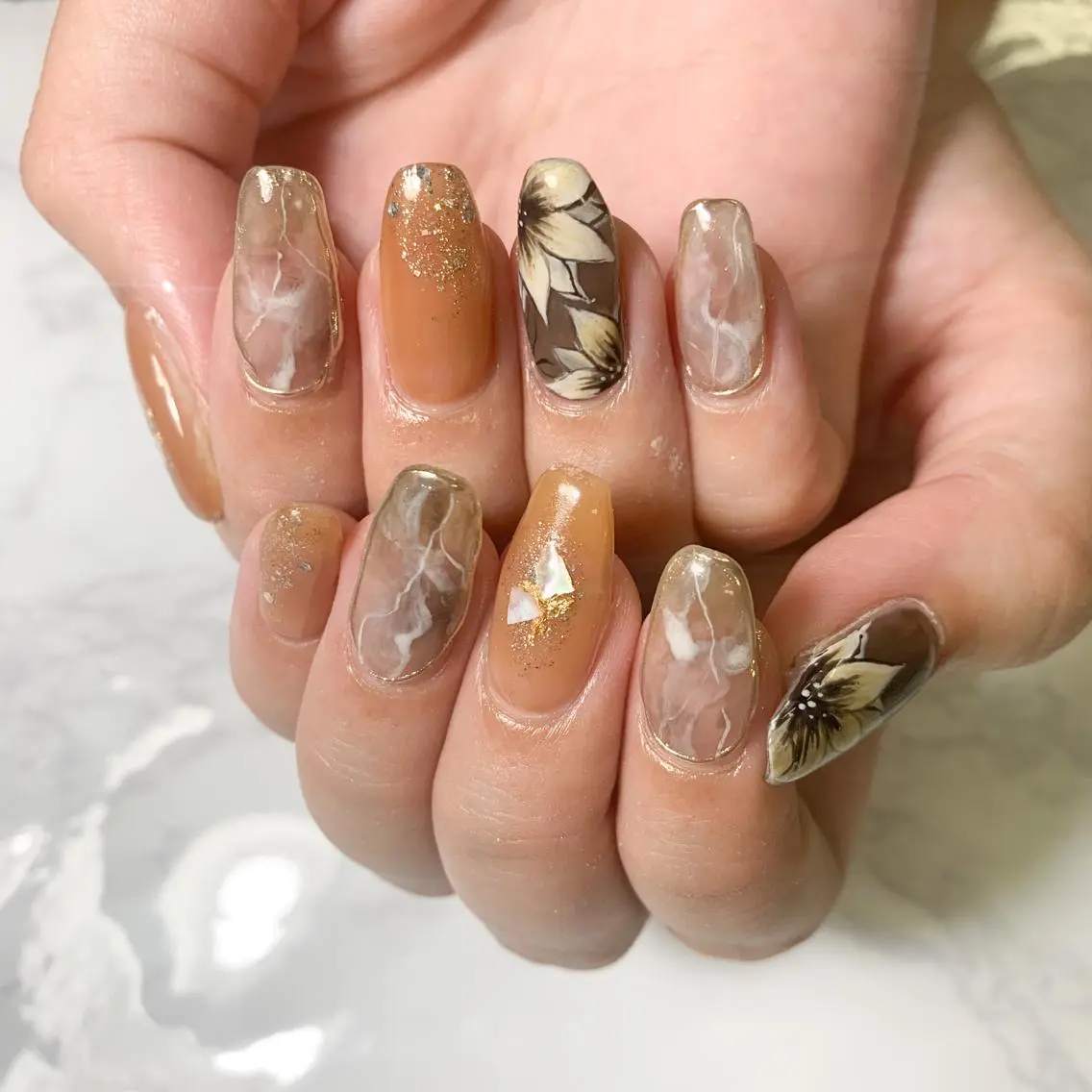 ネイル ハンドネイル FIORITURA aiのネイルデザイン