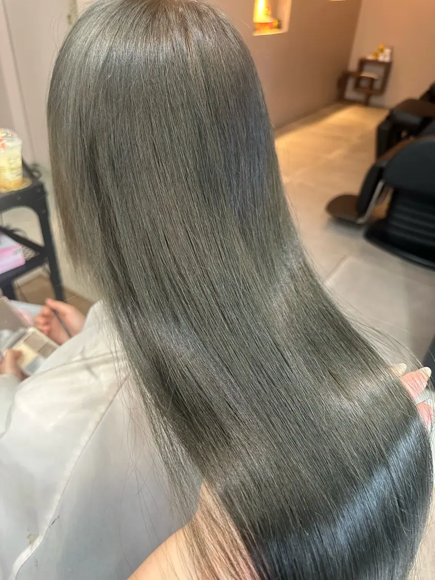 ロング ヘアカラー RINO‎🤍🎀 𝑏𝑒𝑙𝑡𝑎のヘアスタイル