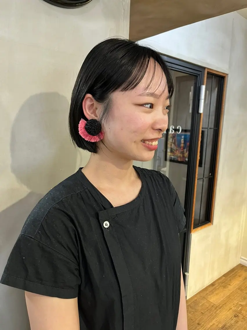 ショート カラー ショートボブ ボブ ショートヘア カット ヘアカラー 薬院:今泉/上川美幸 ボブ/顔周りレイヤーのヘアスタイル