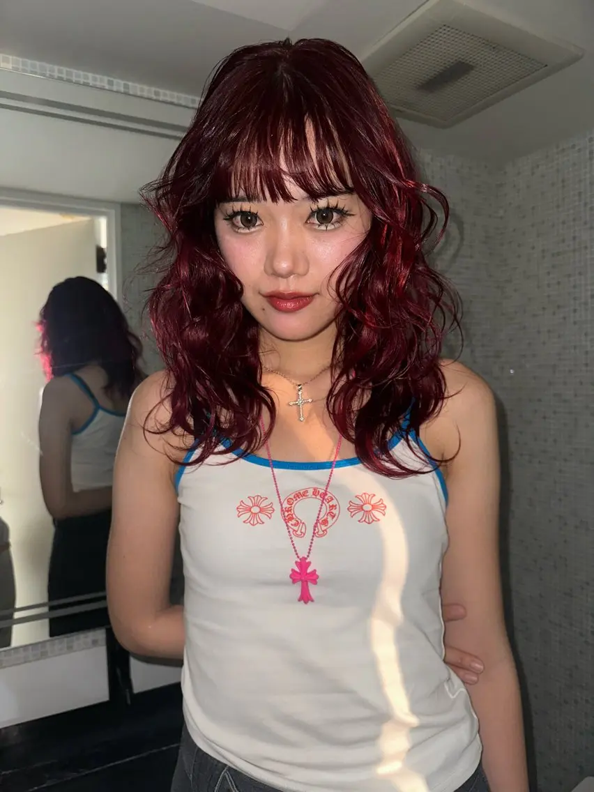 ロング カラー ヘアアレンジ ヘアカラー トリートメント ヘアセット MIYU/ケアブリ ーチカラー／デザインのヘアスタイル