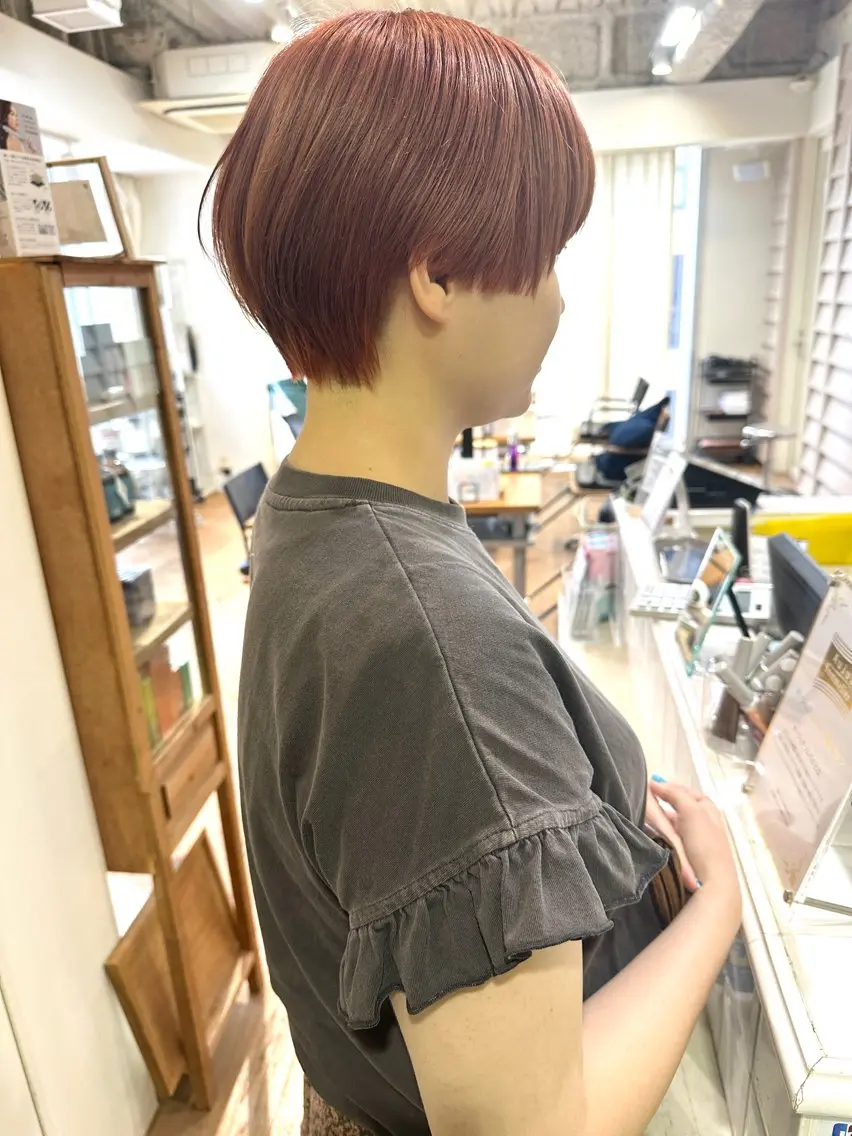 ショート ショート ボブ 梅田 木戸健人のヘアスタイル