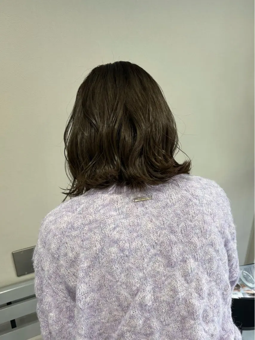 ミディアム ササノ セナのヘアスタイル